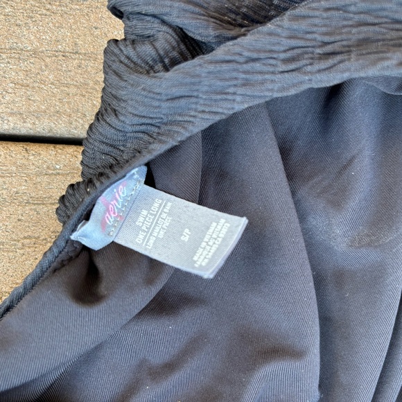 Aerie one piece swimsuit - Picture 4 of 4